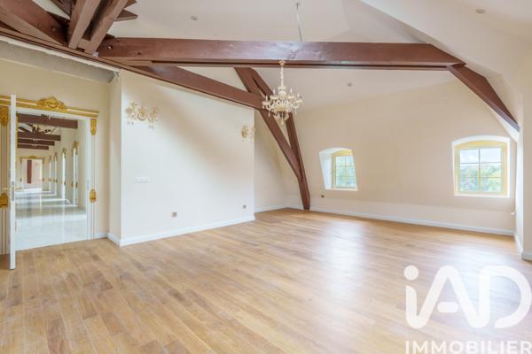 Maison à vendre 25 pièces 1 272 m² Saint-Pouange
