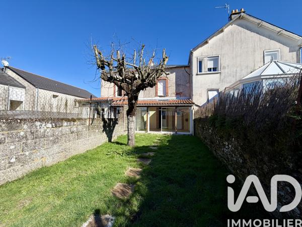 Maison à vendre 4 pièces 93 m² Parthenay