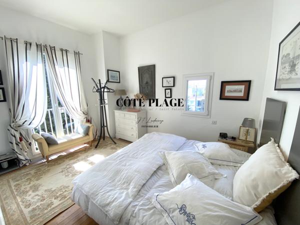 Royan (17200) PONTAILLAC - PIGEONNIER VILLA BELLE EPOQUE - 400 M PLAGE - 300 M COMMERCES - 6 PCS 4CHS AU PRIX DE 1 198 300 €