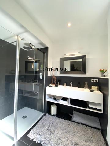 Royan (17200) PONTAILLAC - PIGEONNIER VILLA BELLE EPOQUE - 400 M PLAGE - 300 M COMMERCES - 6 PCS 4CHS AU PRIX DE 1 198 300 €