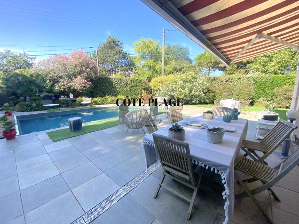 Royan (17200) PONTAILLAC - PIGEONNIER VILLA BELLE EPOQUE - 400 M PLAGE - 300 M COMMERCES - 6 PCS 4CHS AU PRIX DE 1 198 300 €