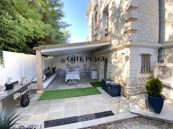 Royan (17200) PONTAILLAC - PIGEONNIER VILLA BELLE EPOQUE - 400 M PLAGE - 300 M COMMERCES - 6 PCS 4CHS AU PRIX DE 1 198 300 €