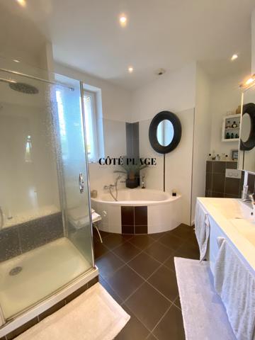 Royan (17200) PONTAILLAC - PIGEONNIER VILLA BELLE EPOQUE - 400 M PLAGE - 300 M COMMERCES - 6 PCS 4CHS AU PRIX DE 1 198 300 €