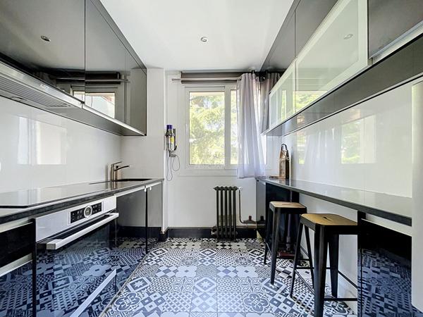 Appartement Chatou 3 pièce(s) 310 000 € **  - Référence  162044