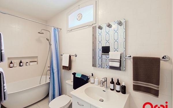 Maison à vendre    6 pièces • 155 m2 Roquebrune-Cap-Martin