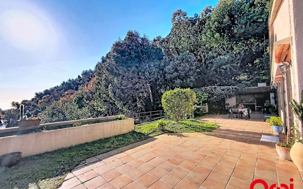 Maison à vendre    6 pièces • 155 m2 Roquebrune-Cap-Martin