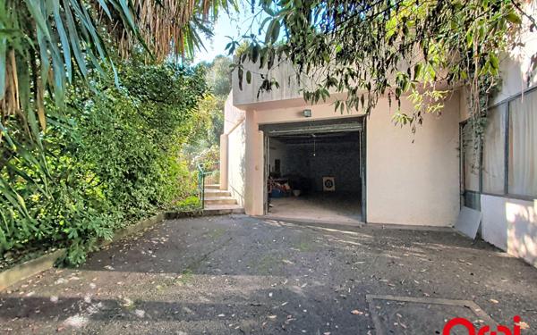 Maison à vendre    6 pièces • 155 m2 Roquebrune-Cap-Martin