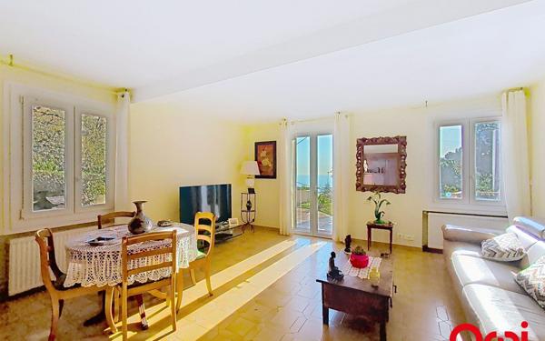 Maison à vendre    6 pièces • 155 m2 Roquebrune-Cap-Martin