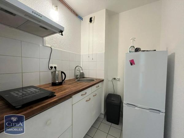 Appartement à louer 2 pièces 37.35m² Talence (33400)