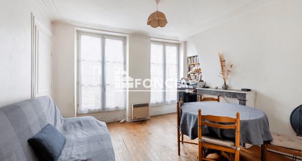 À vendre Appartement 3 pièces 53.79 m² - Paris 75010