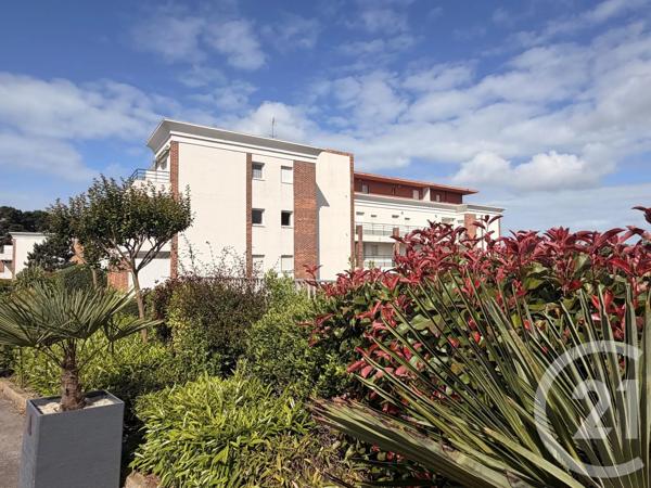 Appartement F2 à vendre  2 pièces - 38,05 m 2   PORNIC  - 44
