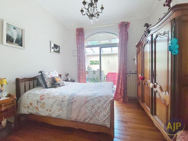 Vente maison Bordeaux : 749 000 € - AJP Immobilier Bordeaux Saint-Augustin