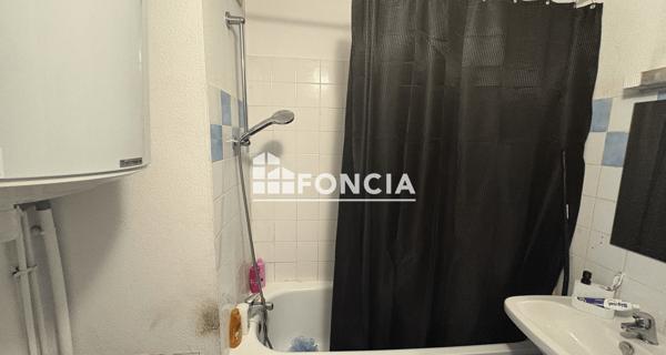 À vendre Studio 38 m² - Talence 33400