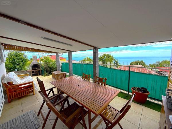 Maison à vendre à Les Trois-Bassins à la Réunion (97426), ref : 97424/191