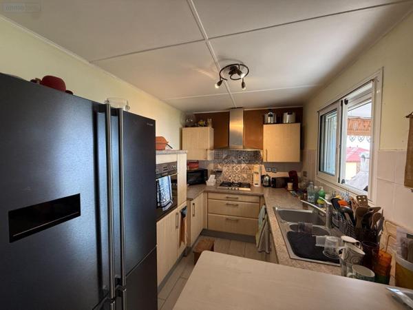 Maison à vendre à Les Trois-Bassins à la Réunion (97426), ref : 97424/191