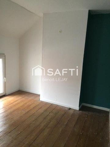 maison DE VILLE SEMI INDIVIDUELLE