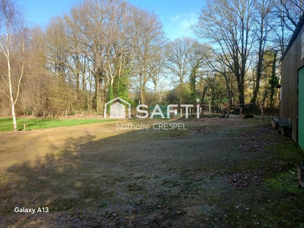 TERRAIN DE LOISIRS AU CŒUR D’UN AXE TOURISTIQUE MAJEUR