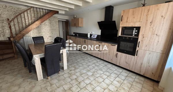 À vendre Maison 7 pièces 210 m² - Cognac 16100
