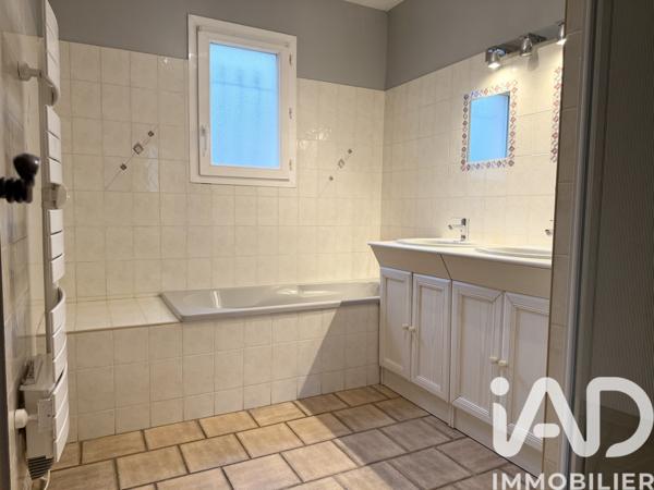 Maison à vendre 4 pièces 90 m² Pélissanne