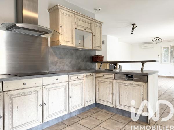 Maison à vendre 4 pièces 90 m² Pélissanne