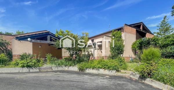 Vue Pyrénées et le centre du village à pied!