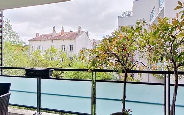 Appartement à vendre    3 pièces • 73,41 m2 Lyon 9