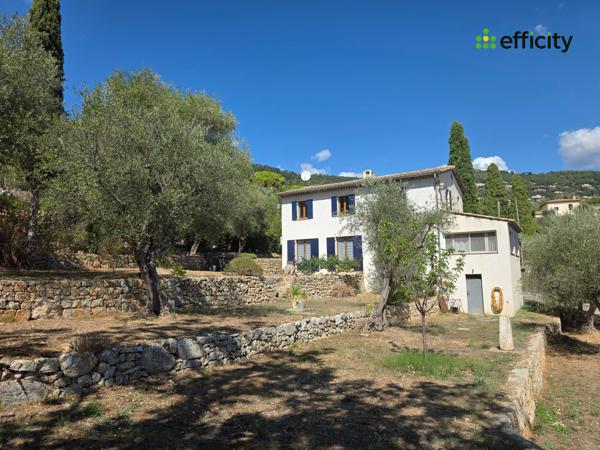 Maison
         6 pièces
        - 130 m² Exclusivité 400 000 € *