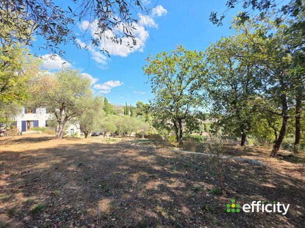 Maison
         6 pièces
        - 130 m² Exclusivité 400 000 € *