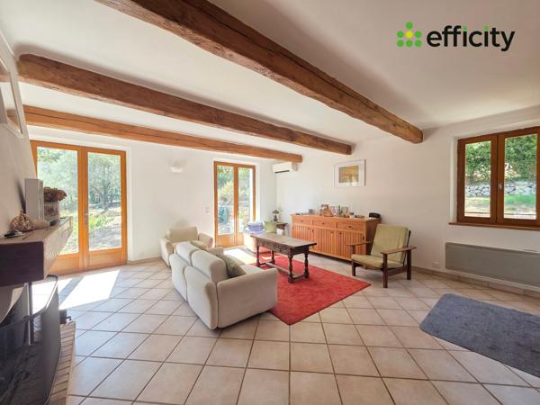 Maison
         6 pièces
        - 130 m² Exclusivité 400 000 € *