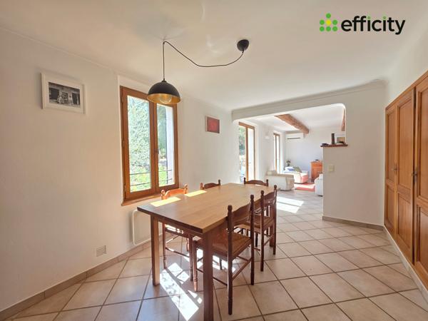 Maison
         6 pièces
        - 130 m² Exclusivité 400 000 € *