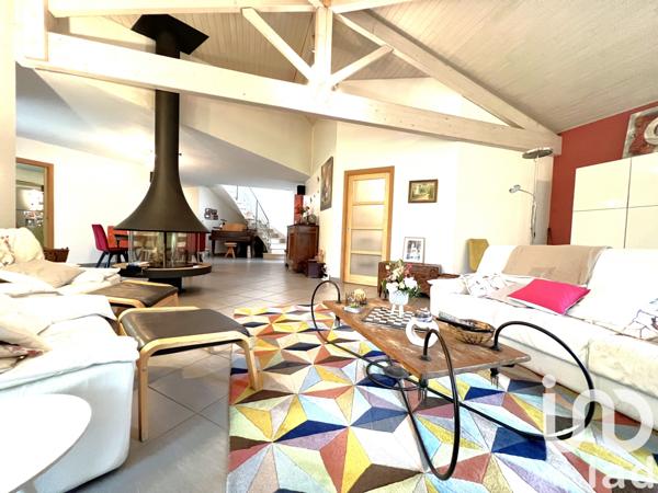 Maison à vendre 8 pièces 240 m² Sainte-Eulalie