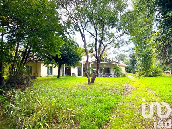 Maison à vendre 8 pièces 240 m² Sainte-Eulalie