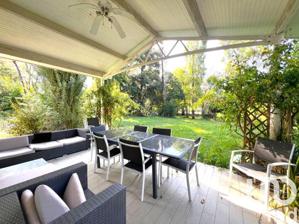 Maison à vendre 8 pièces 240 m² Sainte-Eulalie