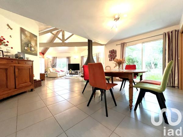 Maison à vendre 8 pièces 240 m² Sainte-Eulalie
