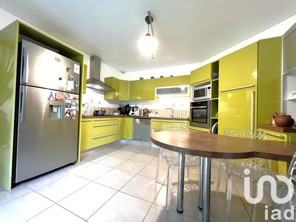 Maison à vendre 8 pièces 240 m² Sainte-Eulalie