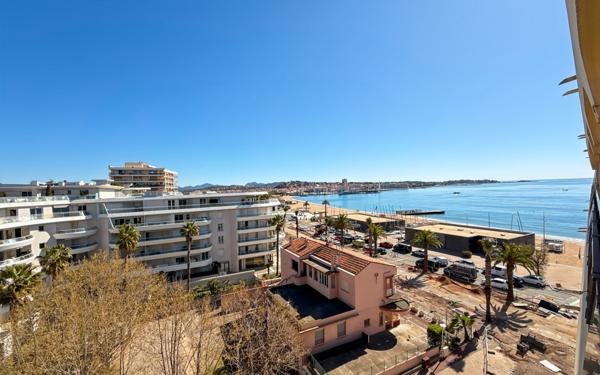 Appartement à vendre    2 pièces • 39,26 m2 Fréjus