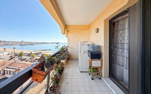 Appartement à vendre    2 pièces • 39,26 m2 Fréjus