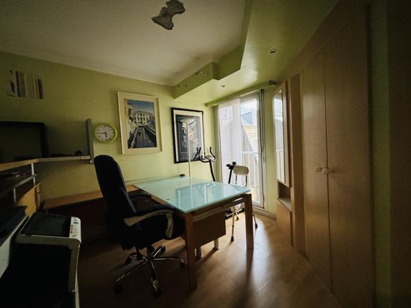 Appartement centre historique, T3, avec un balconnet