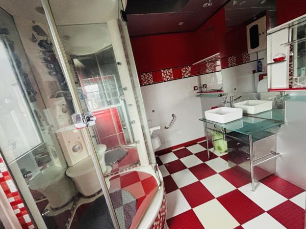 Appartement centre historique, T3, avec un balconnet