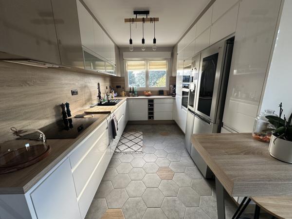 Appartement 3 pièces - 70 m² Exclusivité efficity