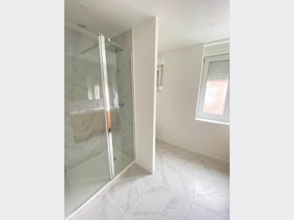 Appartement à Vendre à LILLE 299000 € *