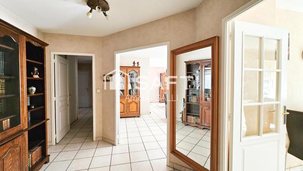 Bron Centre – T3 de 102 m² avec balcon