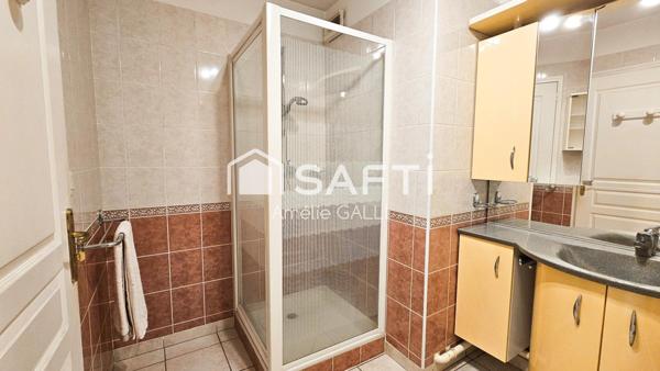 Bron Centre – T3 de 102 m² avec balcon