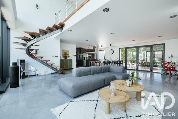 Maison à vendre 4 pièces 137,49 m² Saint-Xandre