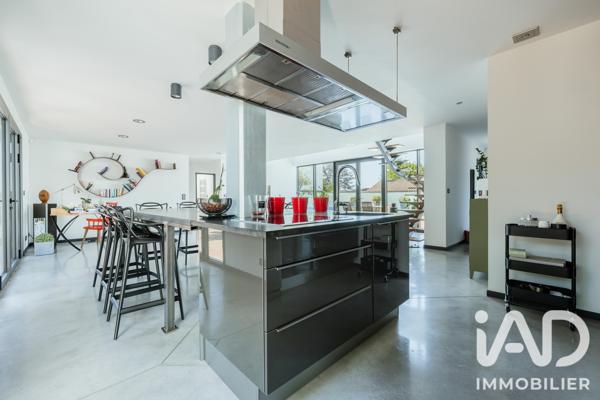 Maison à vendre 4 pièces 137,49 m² Saint-Xandre