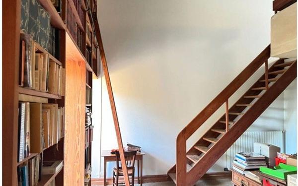 Maison à vendre    9 pièces •  Coulon