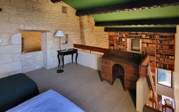 Maison à vendre    9 pièces •  Coulon