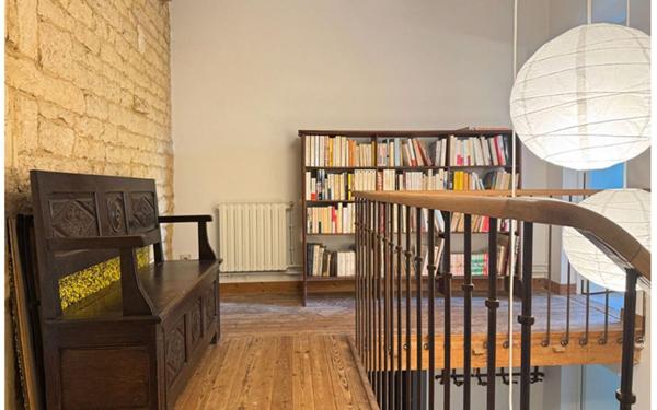 Maison à vendre    9 pièces •  Coulon