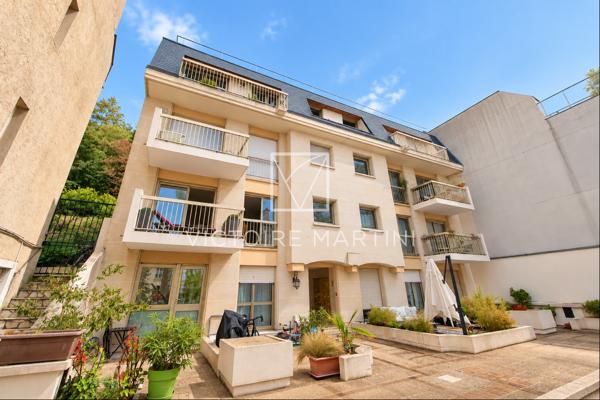 Appartement
         5 pièces
        - 93 m² Exclusivité 635 000 € *
