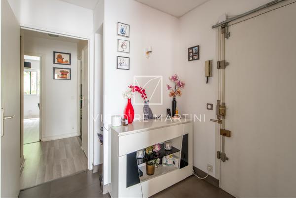 Appartement
         5 pièces
        - 93 m² Exclusivité 635 000 € *